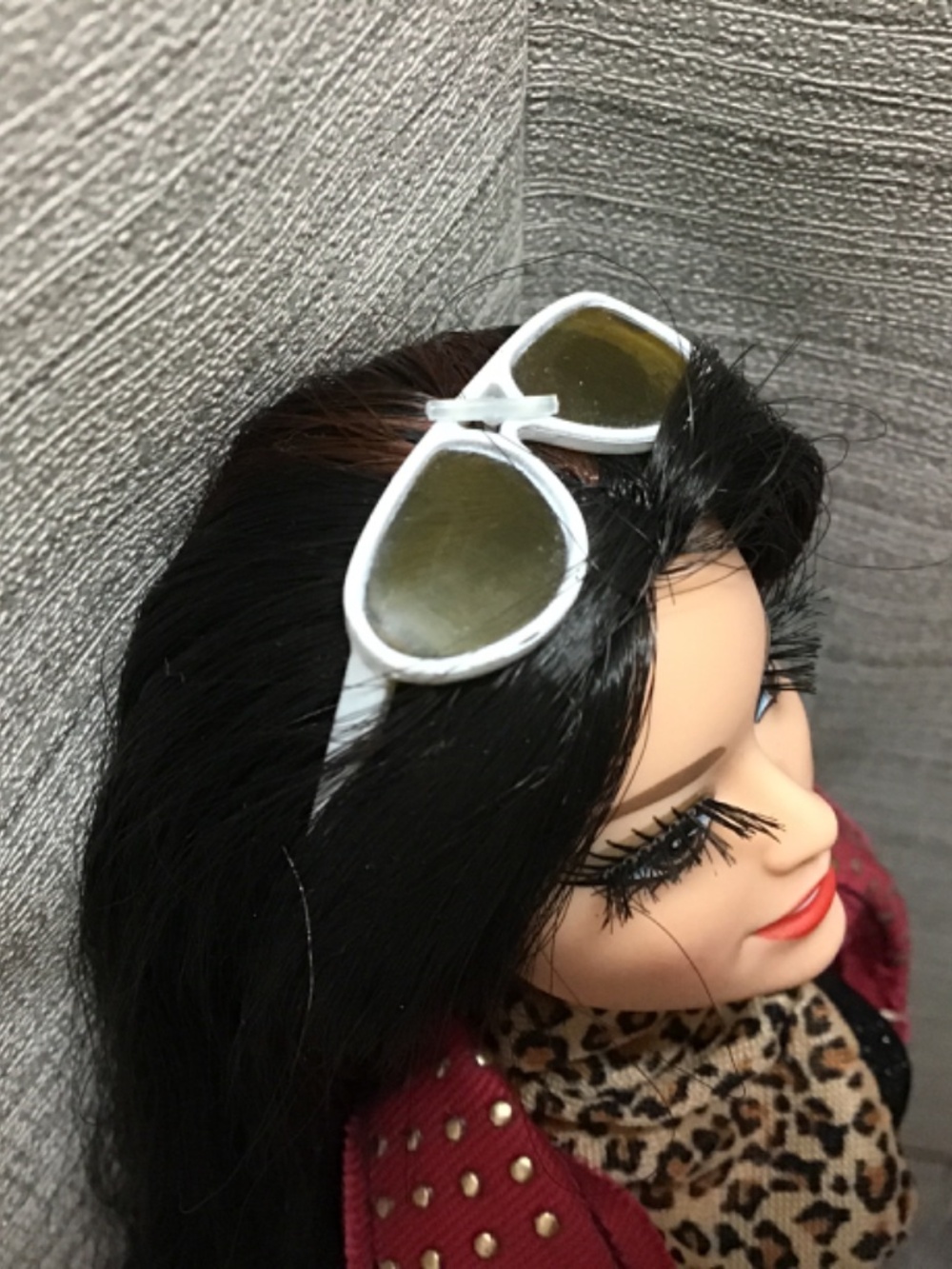 2014 Style Raquelle Barbie Doll - Picture 14 of 14